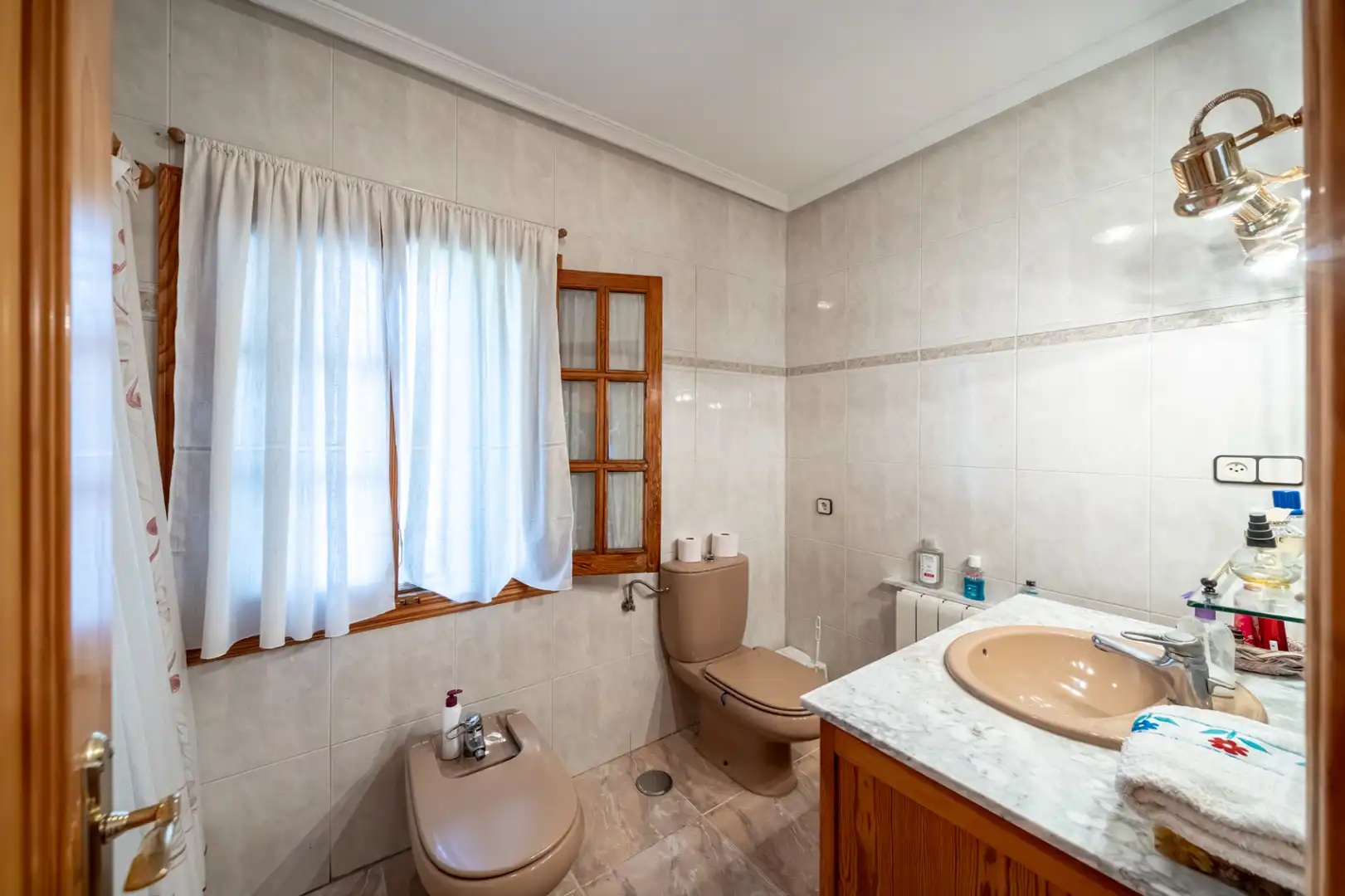 Bathroom of Detached homes for sale in Chinchón  with Air Conditioner, Heating and Private garden