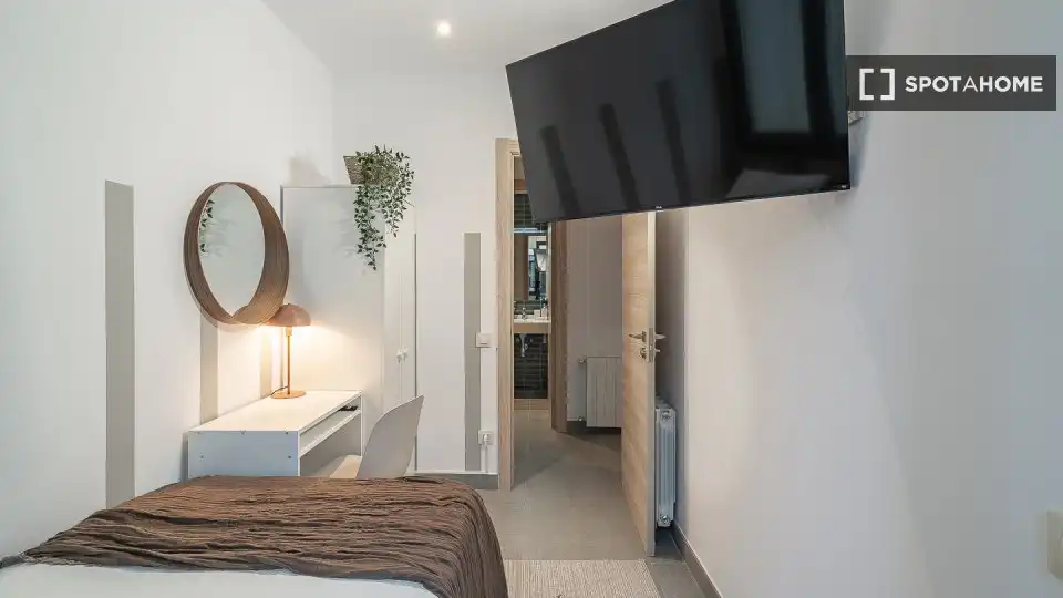 Habitació a Sants-Badal