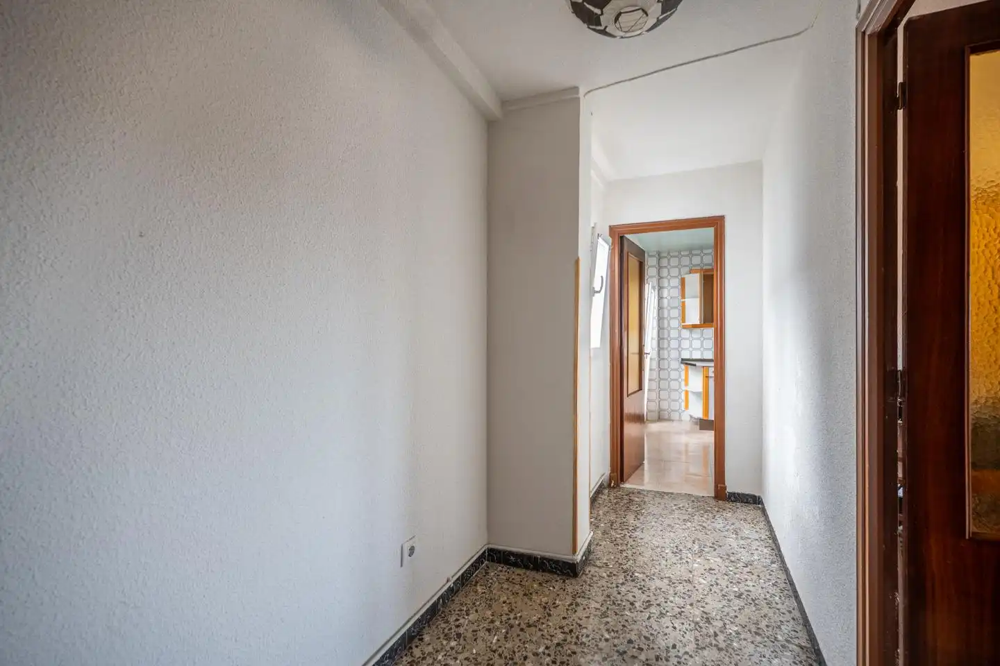 Piso en venta en Ávila con Calefacción y Terraza