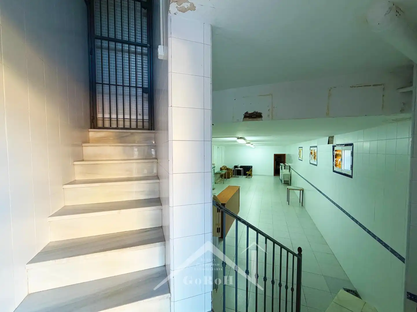 Edificio en venta en Almadén de la Plata, Sevilla