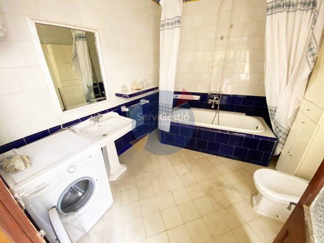 Casa-chalet en Venta en Calle VERGE DE LA PINEDA en Vila-seca Poble