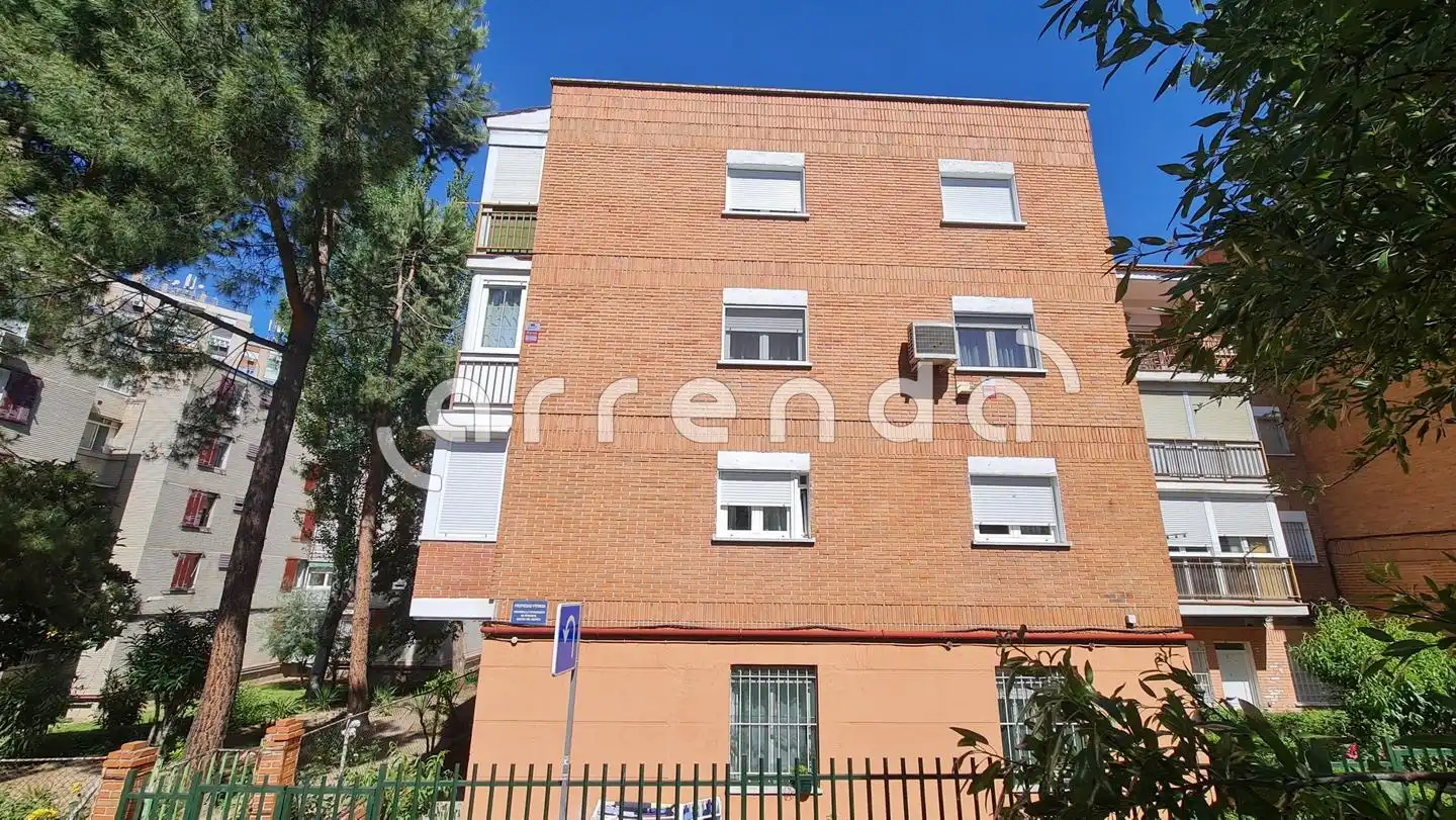 Vista exterior de Estudio de alquiler en Madrid
