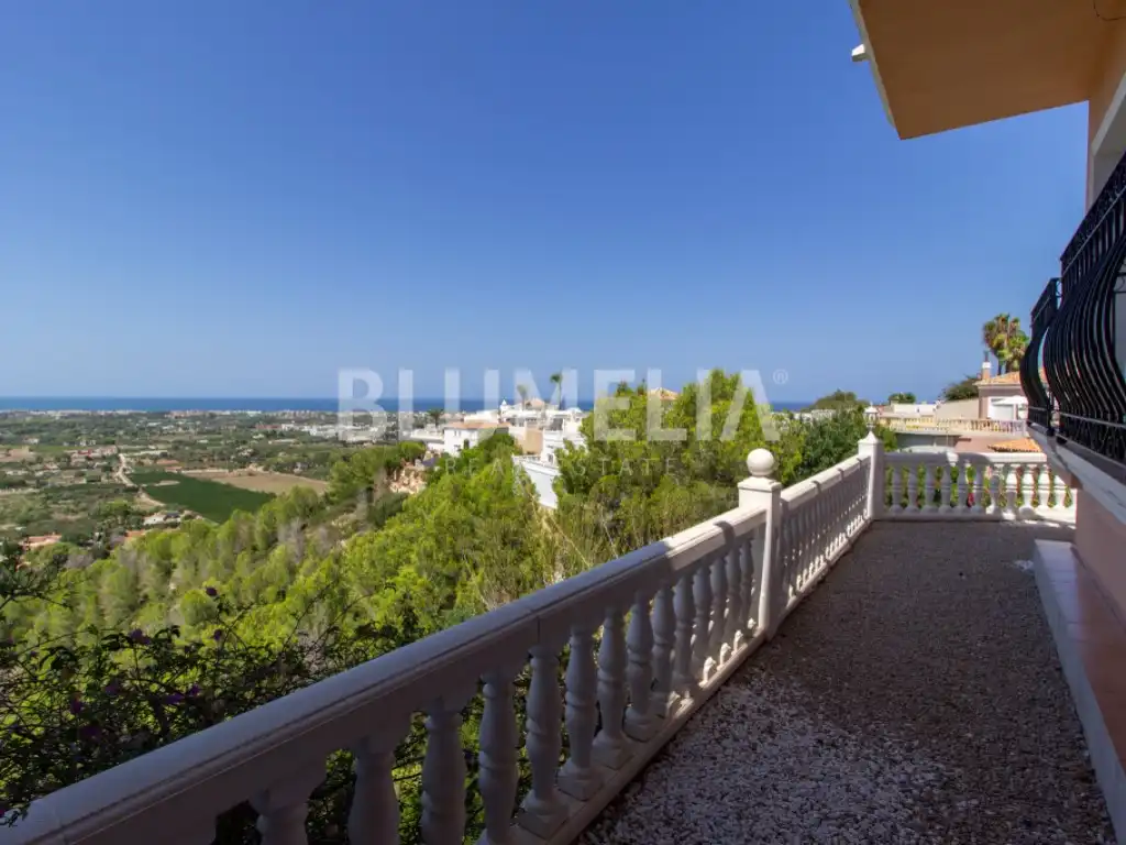 Houses for sale in Calle Hebe, La Pedrera - Vessanes
