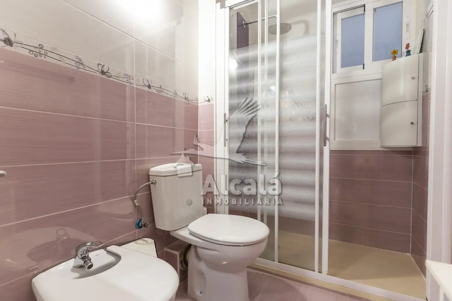 Baño de Piso en venta en Alcalá de Henares con Aire acondicionado, Calefacción y Parquet