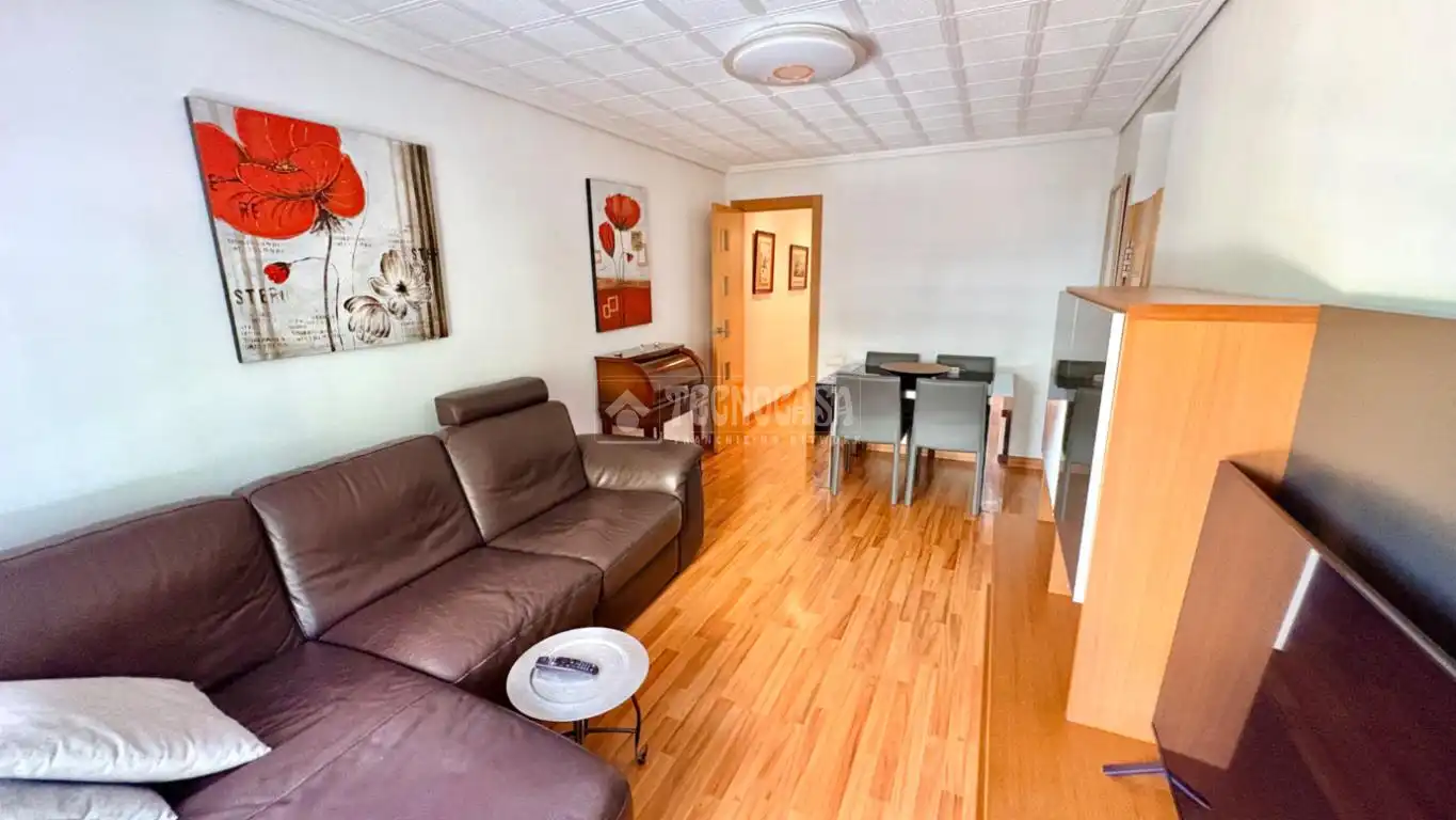 Living room of Flat for sale in Valencia  with Air Conditioner and Balcony