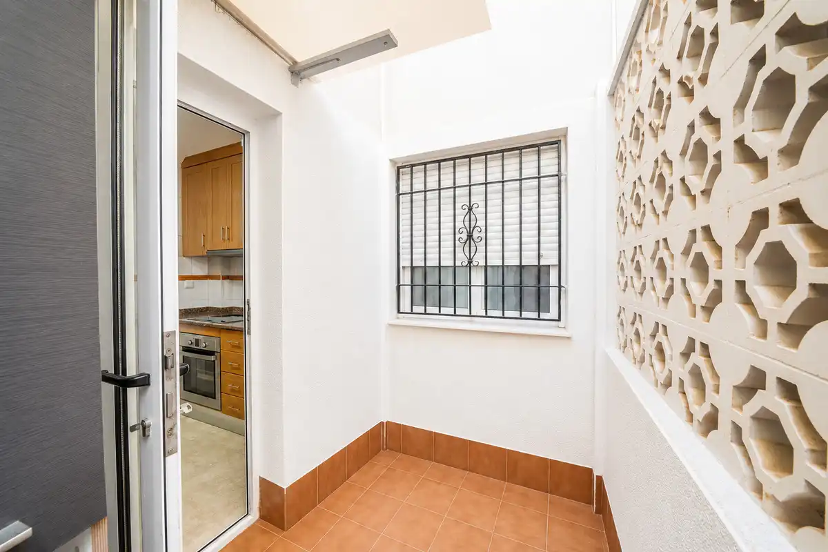Bajo con terraza en venta en Carrer Bahia, imagen 25