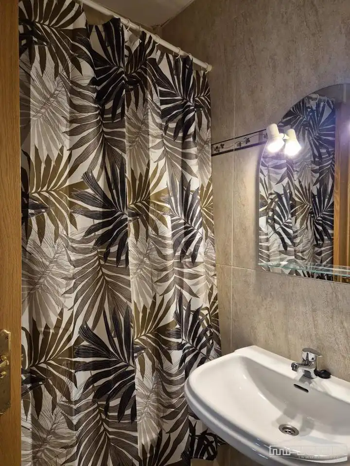 Badezimmer von Wohnung zur Miete in Lucena mit Klimaanlage, Abstellraum und Möbliert