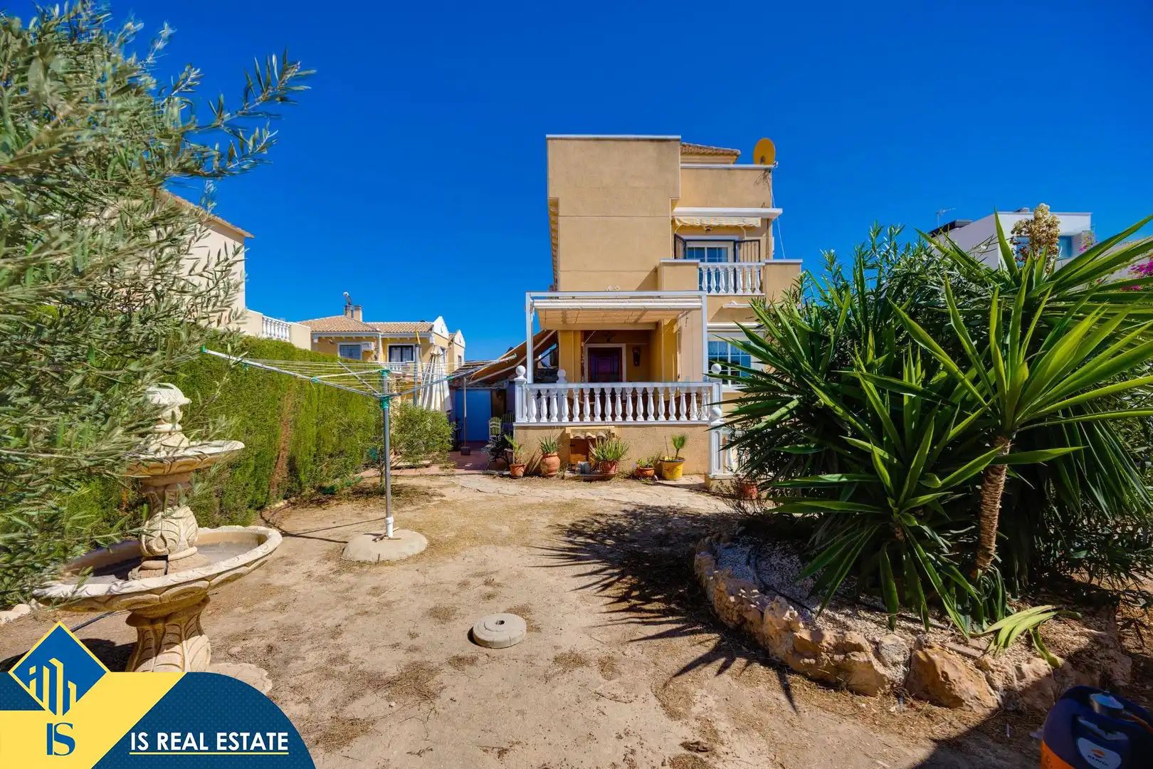 Villa mit Pool zum Verkauf in Nueva Torrevieja - Aguas Nuevas