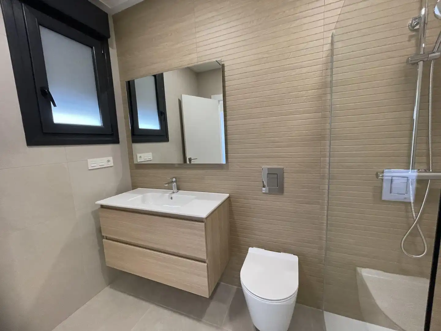 Baño de Casa o chalet en venta en Almoradí con Aire acondicionado, Jardín privado y Terraza