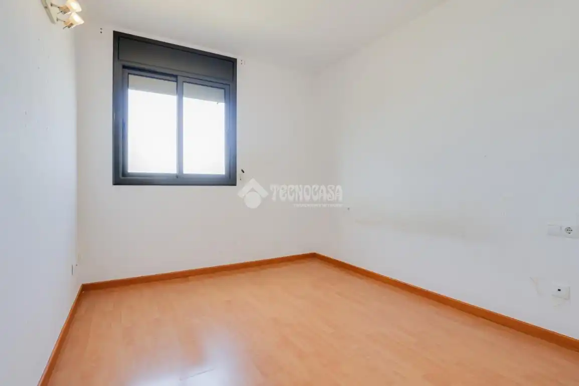 Habitación de Piso en venta en Montcada i Reixac con Aire acondicionado y Balcón