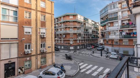 Foto 3 de Piso en venta en Calle de Salasierra, Moscardó,  Madrid Capital
