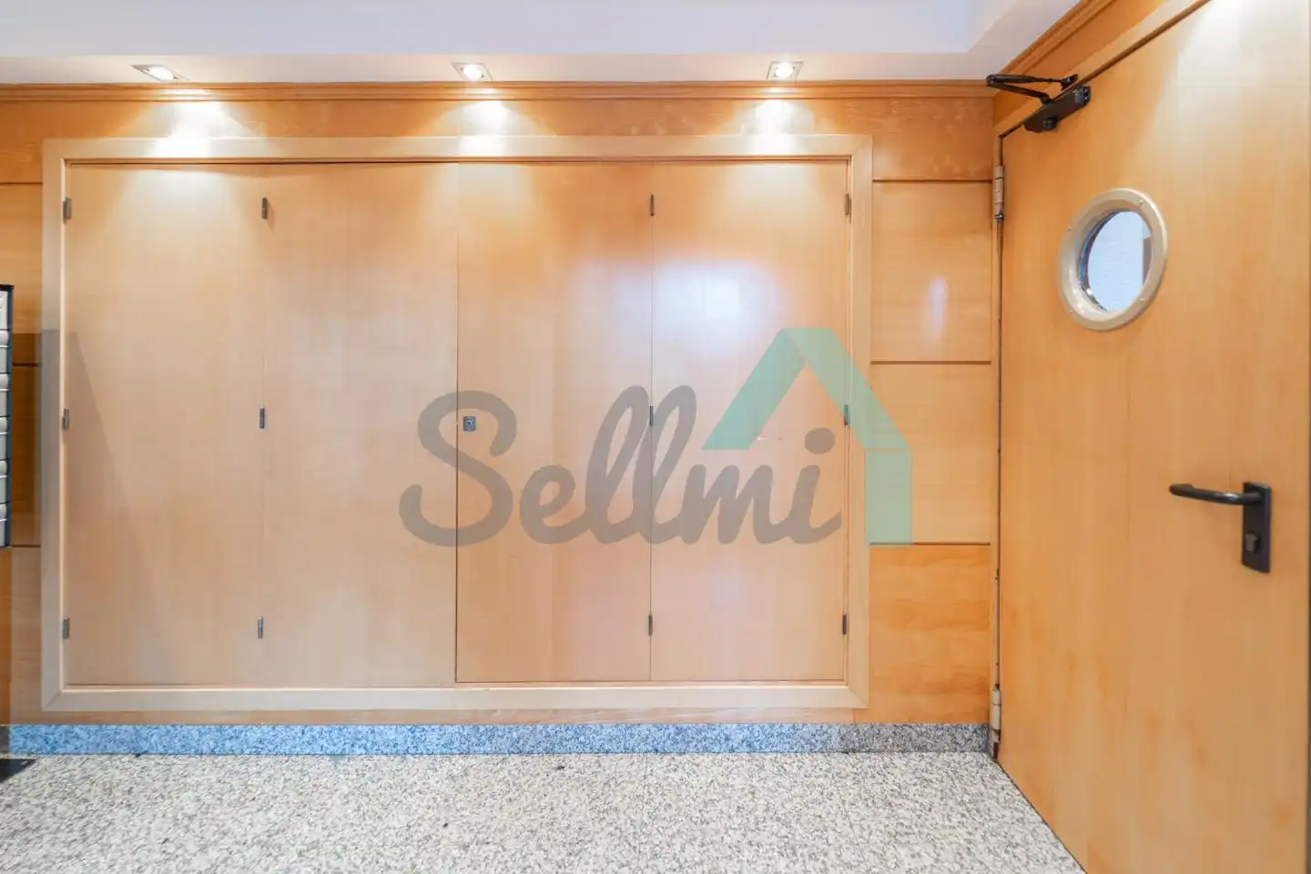 Ático en venta en Oviedo  con Calefacción, Parquet y Terraza