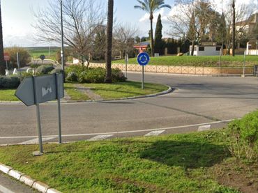 Rustikales Grundstück zum Verkauf in Salteras