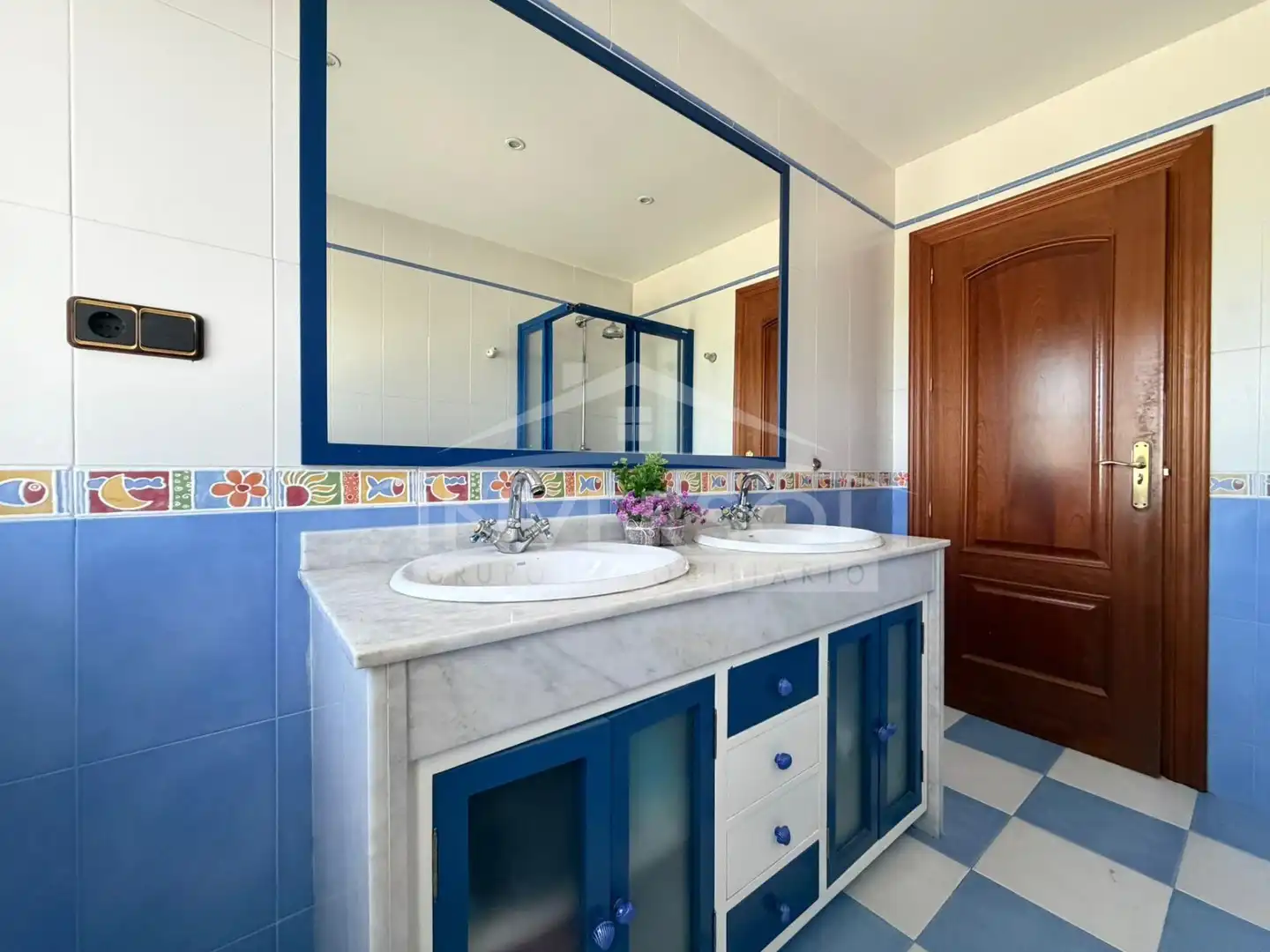 Baño de Casa o chalet en venta en Maracena con Aire acondicionado, Calefacción y Jardín privado