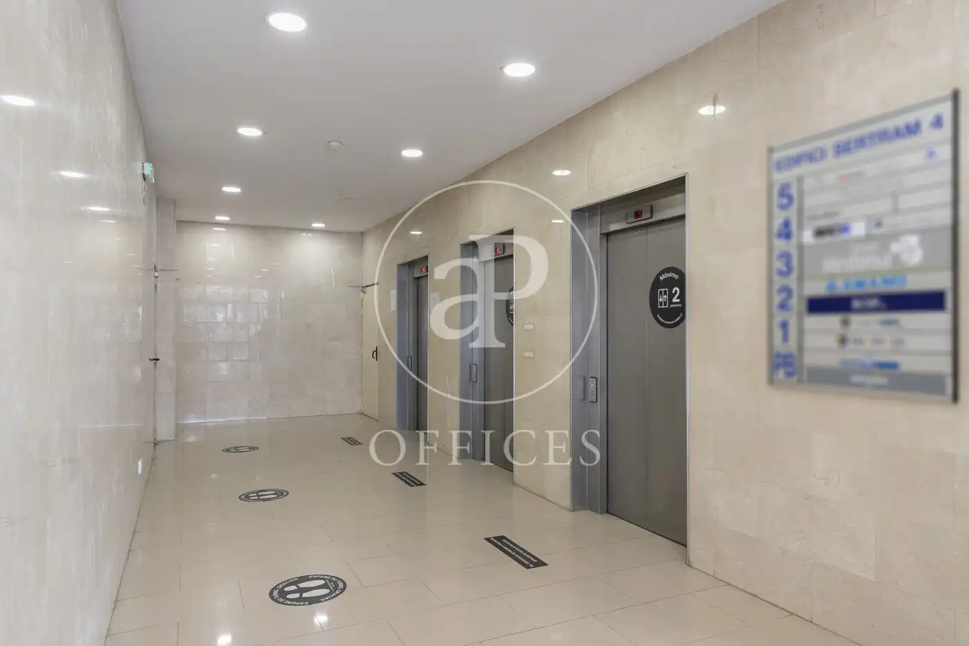Office space with lift to rent in Carrer del Plom, imagen 51