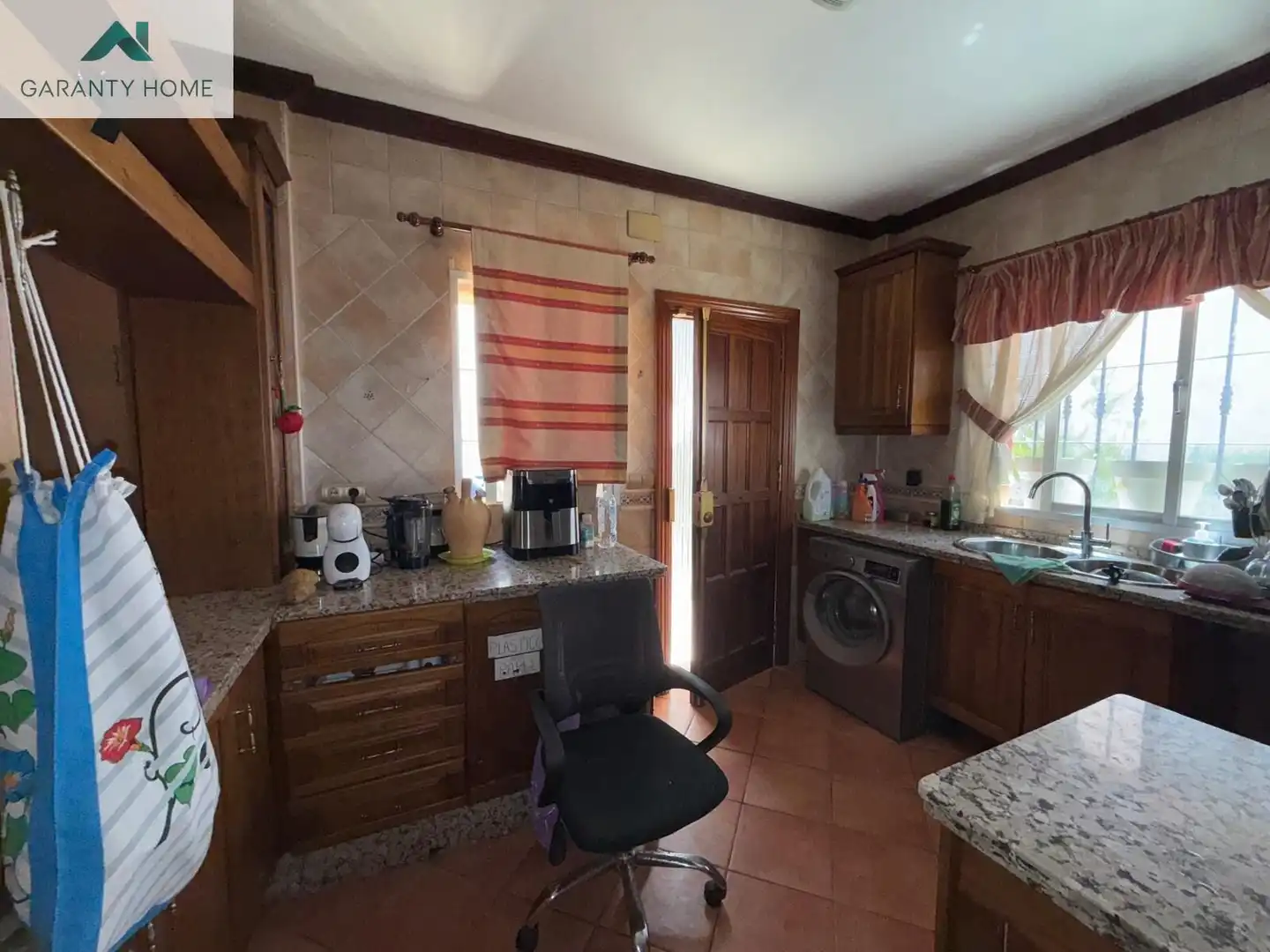 Kitchen of Houses for sale in Málaga  with Terrace
