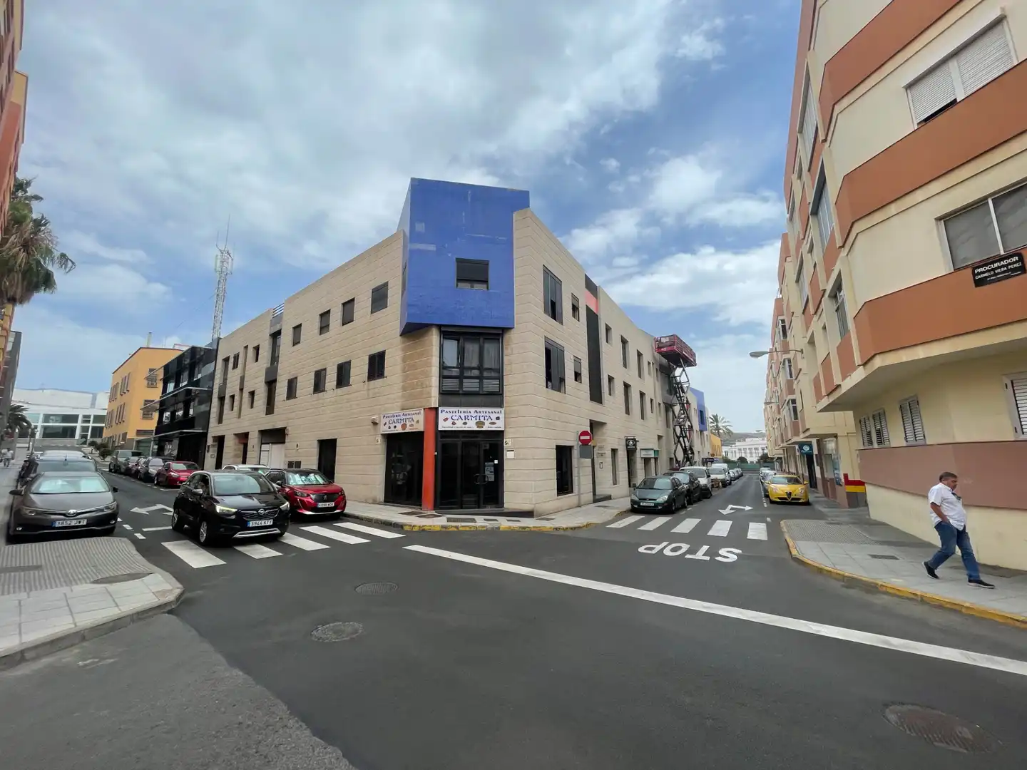 Vista exterior de Oficina en venta en Telde