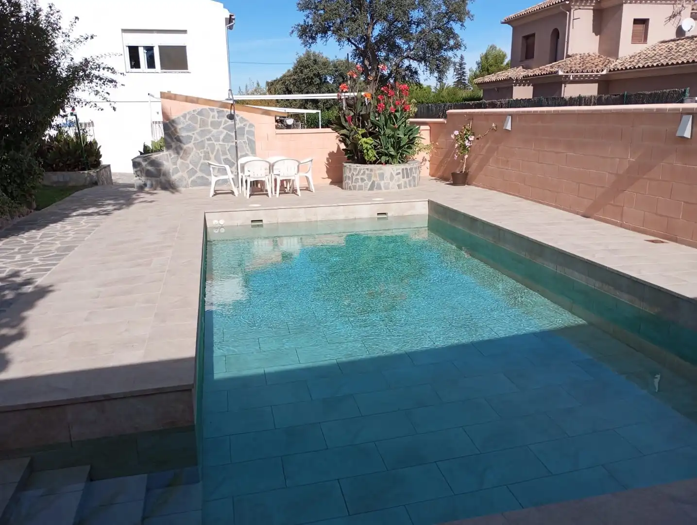Schwimmbecken von Haus oder Chalet zum Verkauf in Ronda mit Klimaanlage, Heizung und Privatgarten