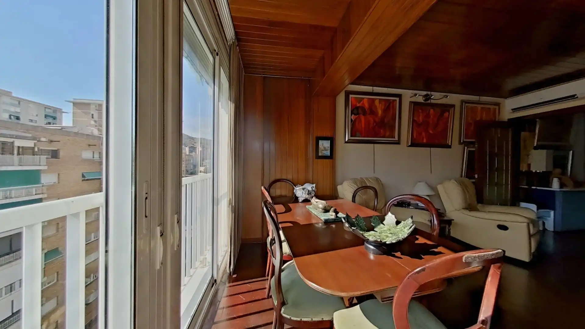 Comedor de Ático en venta en Barcelona con Aire acondicionado y Amueblado