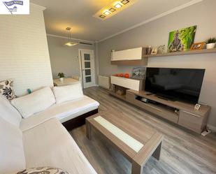 Living room of Flat for sale in  Albacete Capital  with Heating and Balcony