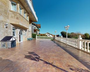Terrassa de Casa o xalet en venda en Arnuero amb Calefacció, Terrassa i Balcó