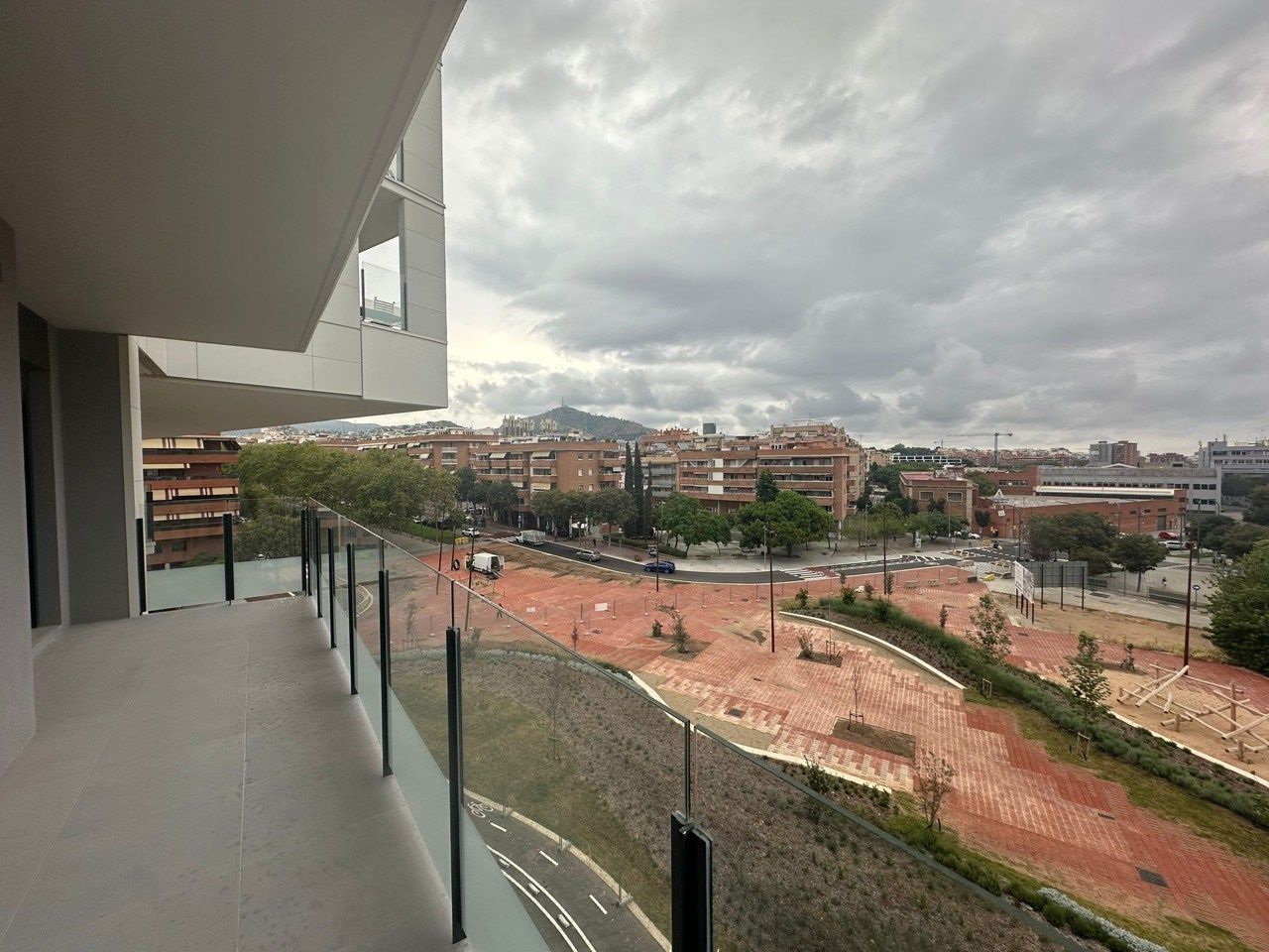 Vista exterior de Piso de alquiler en Esplugues de Llobregat con Aire acondicionado, Parquet y Terraza