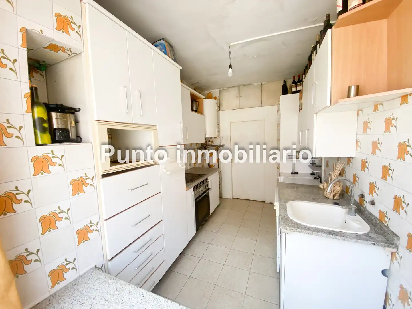 Cuina de Pis en venda en Valladolid amb Calefacció, Parquet i Terrassa