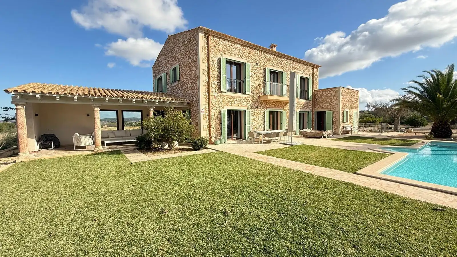 Country homes for sale in Cala Murada