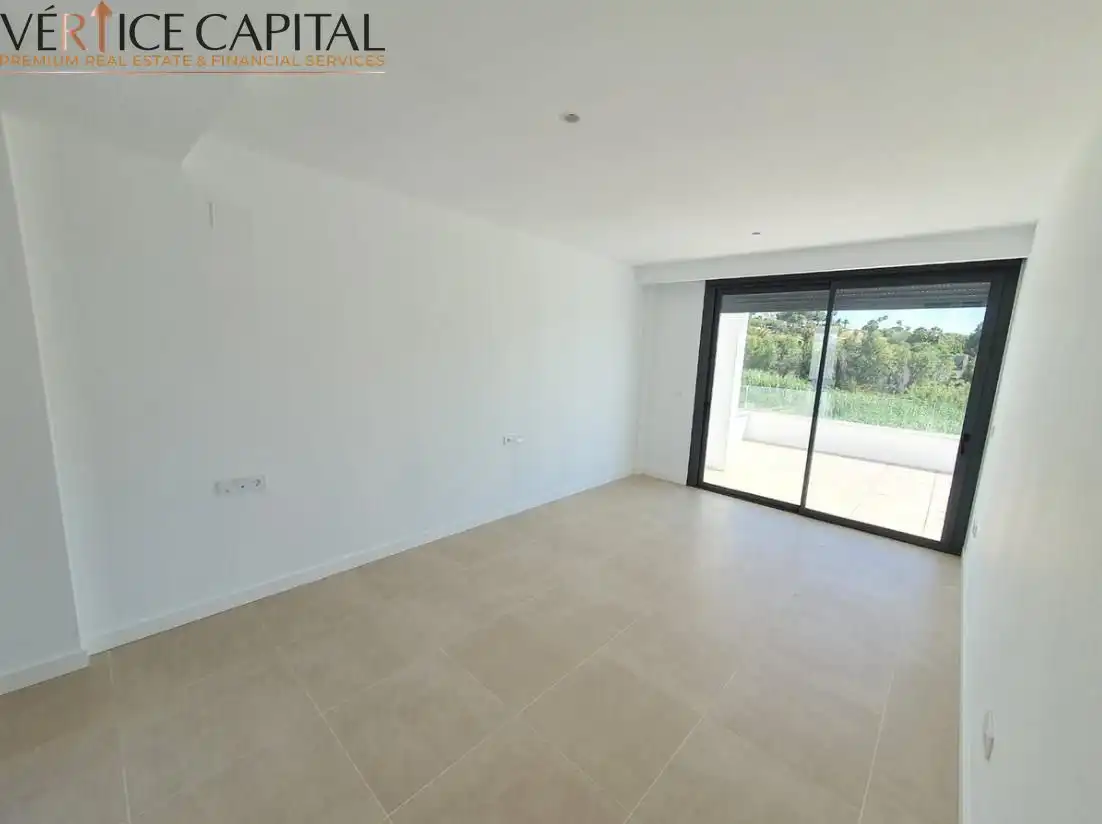 Casa o xalet en venda en Manilva amb Aire condicionat, Jardí privat i Terrassa
