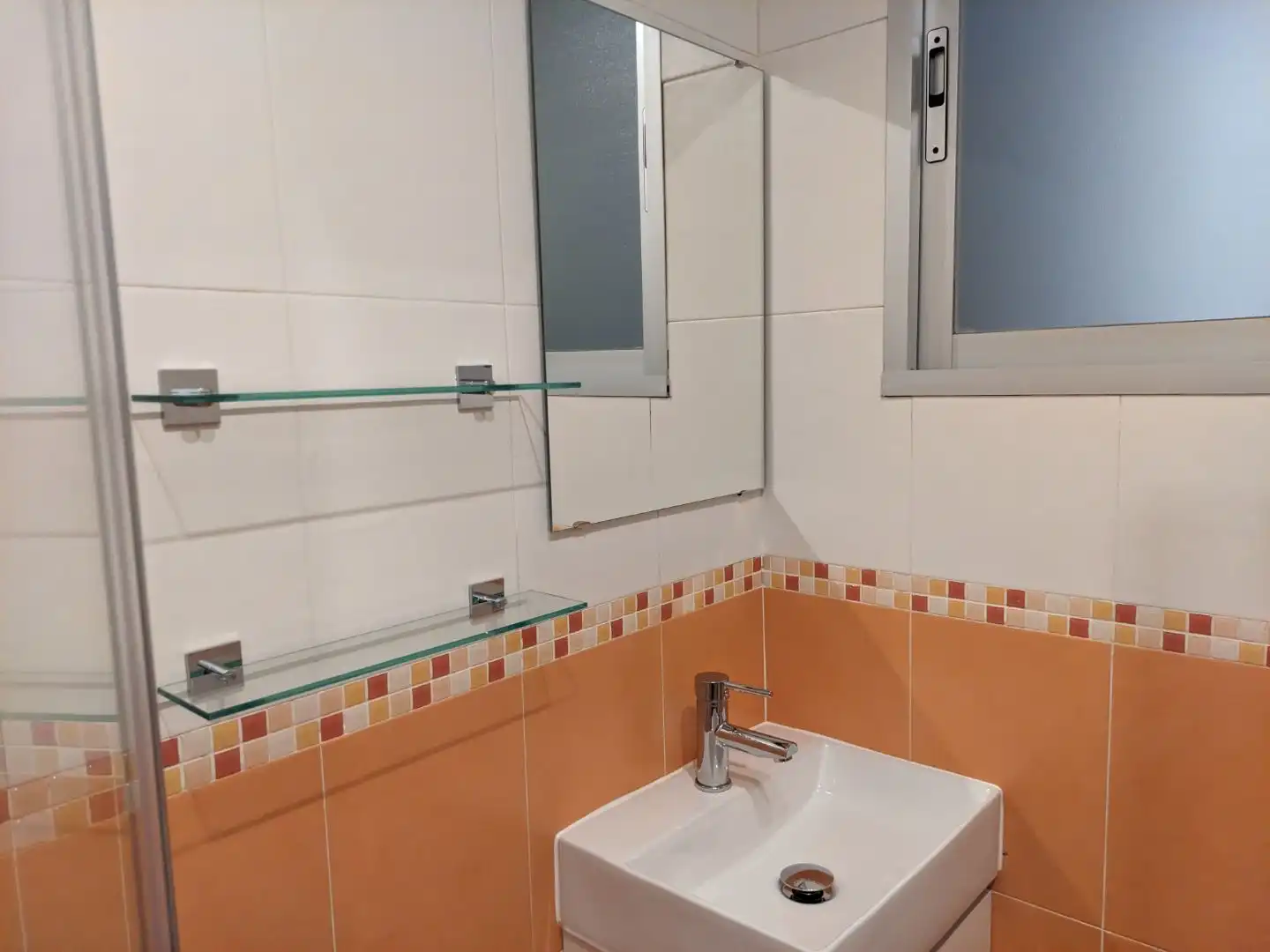 Badezimmer von Wohnung zur untervermieten in Poble Nou