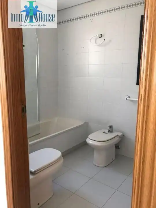 Badezimmer von Maisonette zum Verkauf in Albacete mit Klimaanlage, Heizung und Terrasse