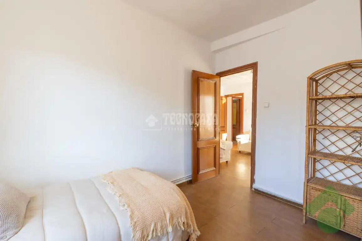 Habitación de Ático en venta en Granada con Aire acondicionado y Terraza