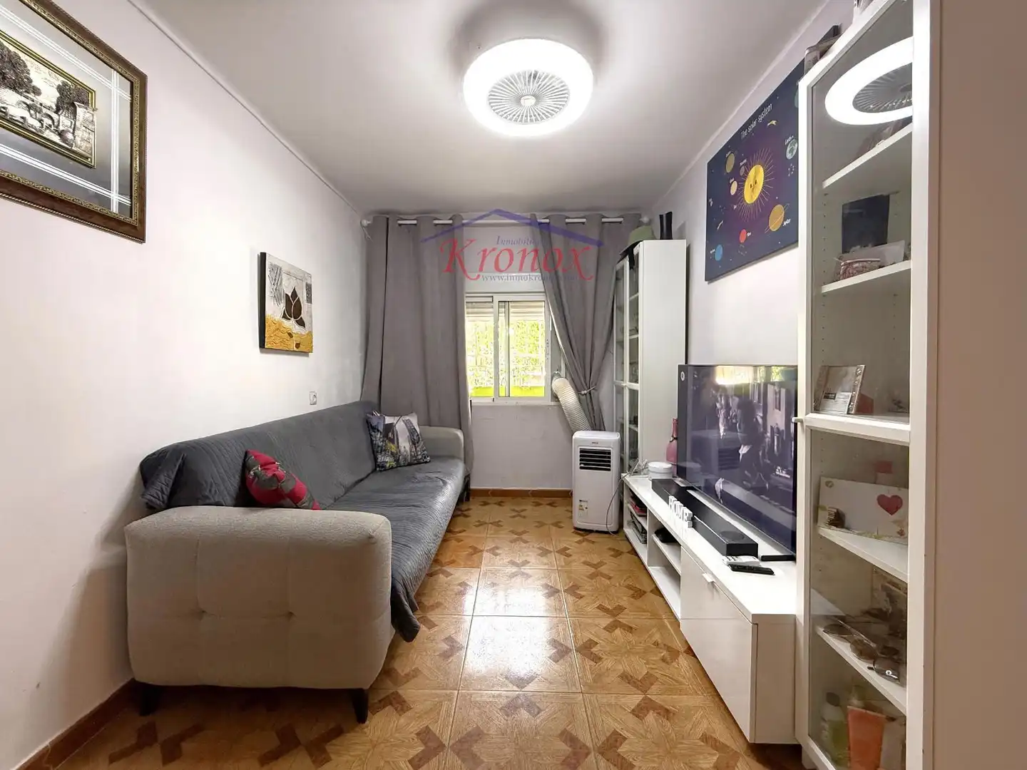 Sala d'estar de Pis en venda en Madrid amb Traster