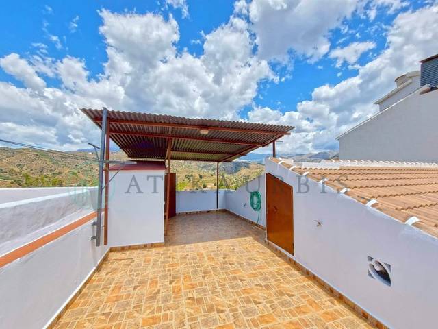 Casa-chalet en Venta en N/A en Sayalonga