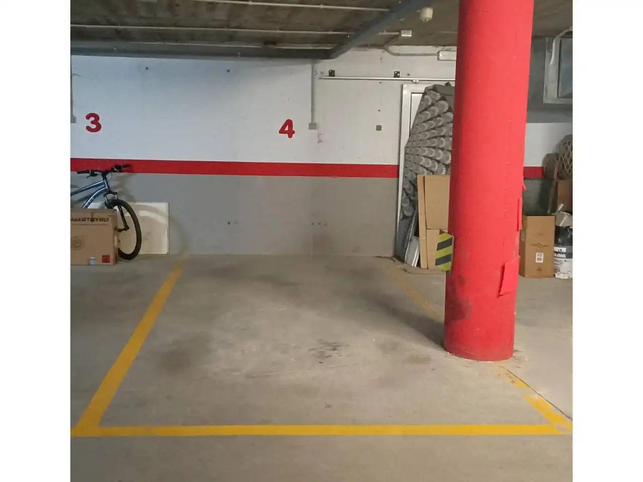 Parking of Flat for sale in Vic  with Heating, Parquet flooring and Balcony