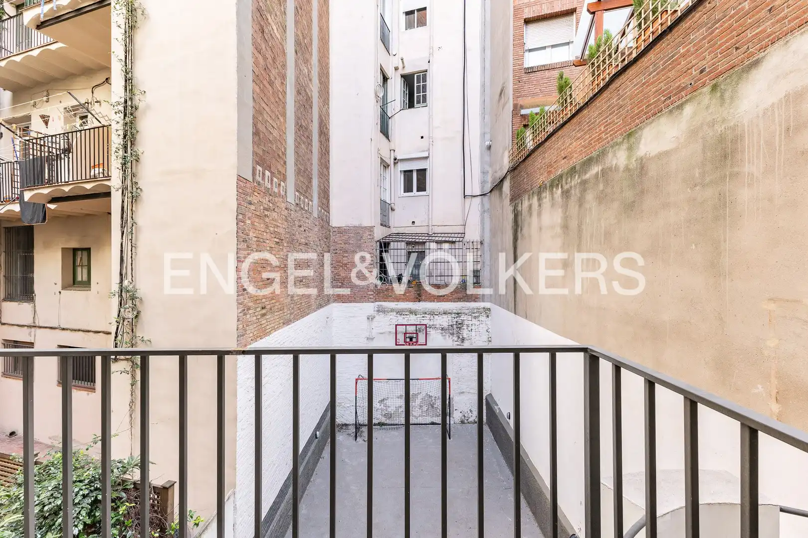 Terraza de Casa o chalet en venta en Barcelona con Aire acondicionado, Calefacción y Jardín privado
