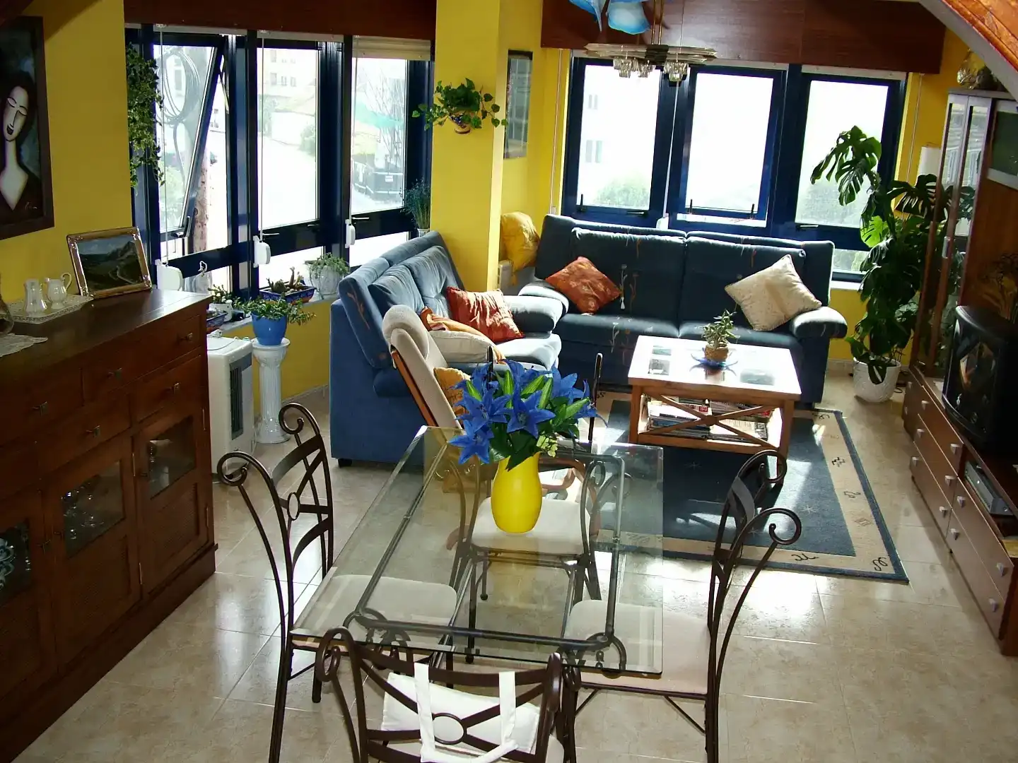 Living room of Flat for rent in Porto do Son  with Parquet flooring, Storage room and Furnished