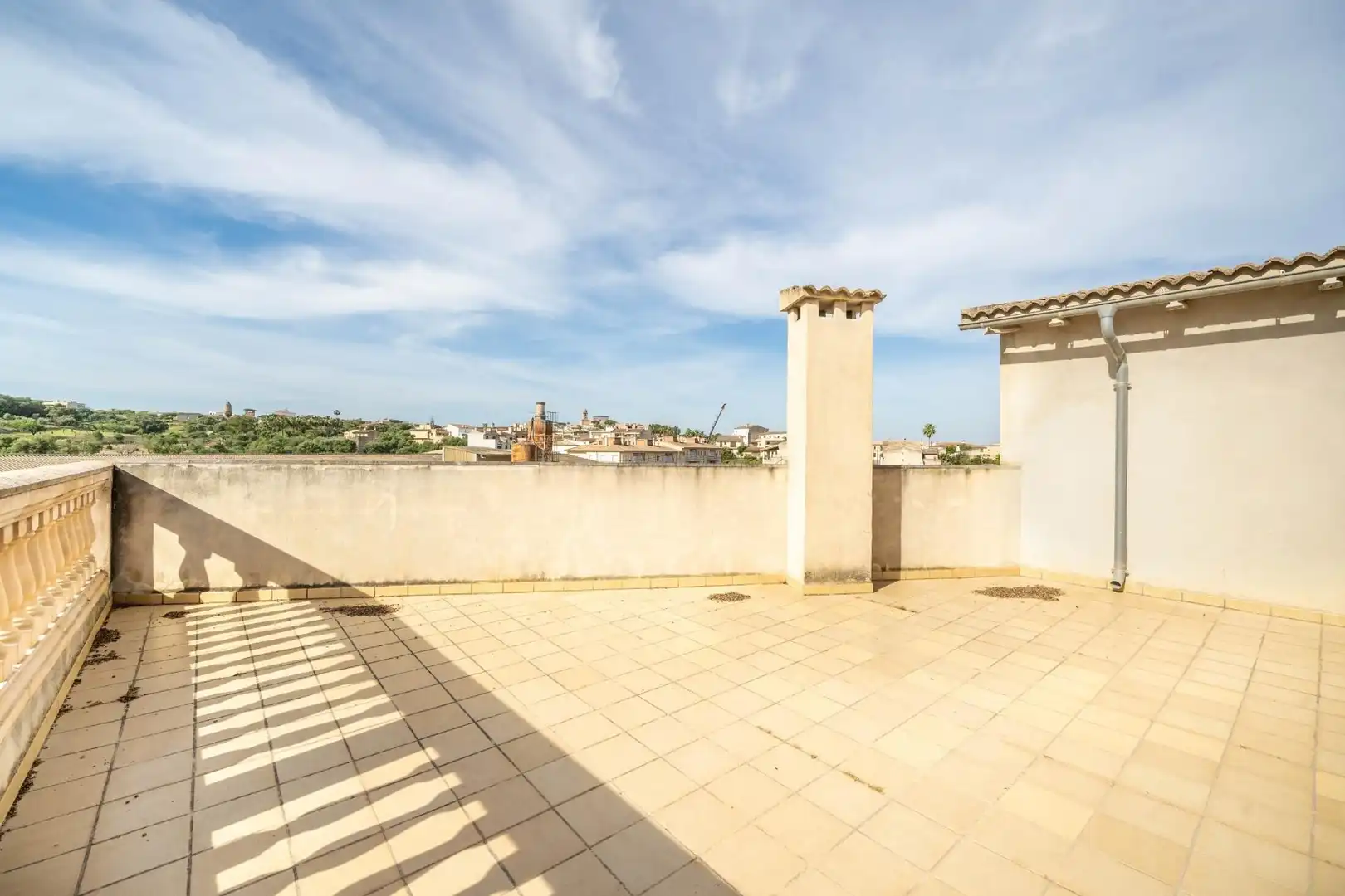 Terrace of Buildings for sale in Maria de la Salut