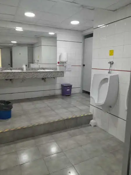 Local comercial en venta en DEL COMTE DE SALVATIERRA 5, imagen 13