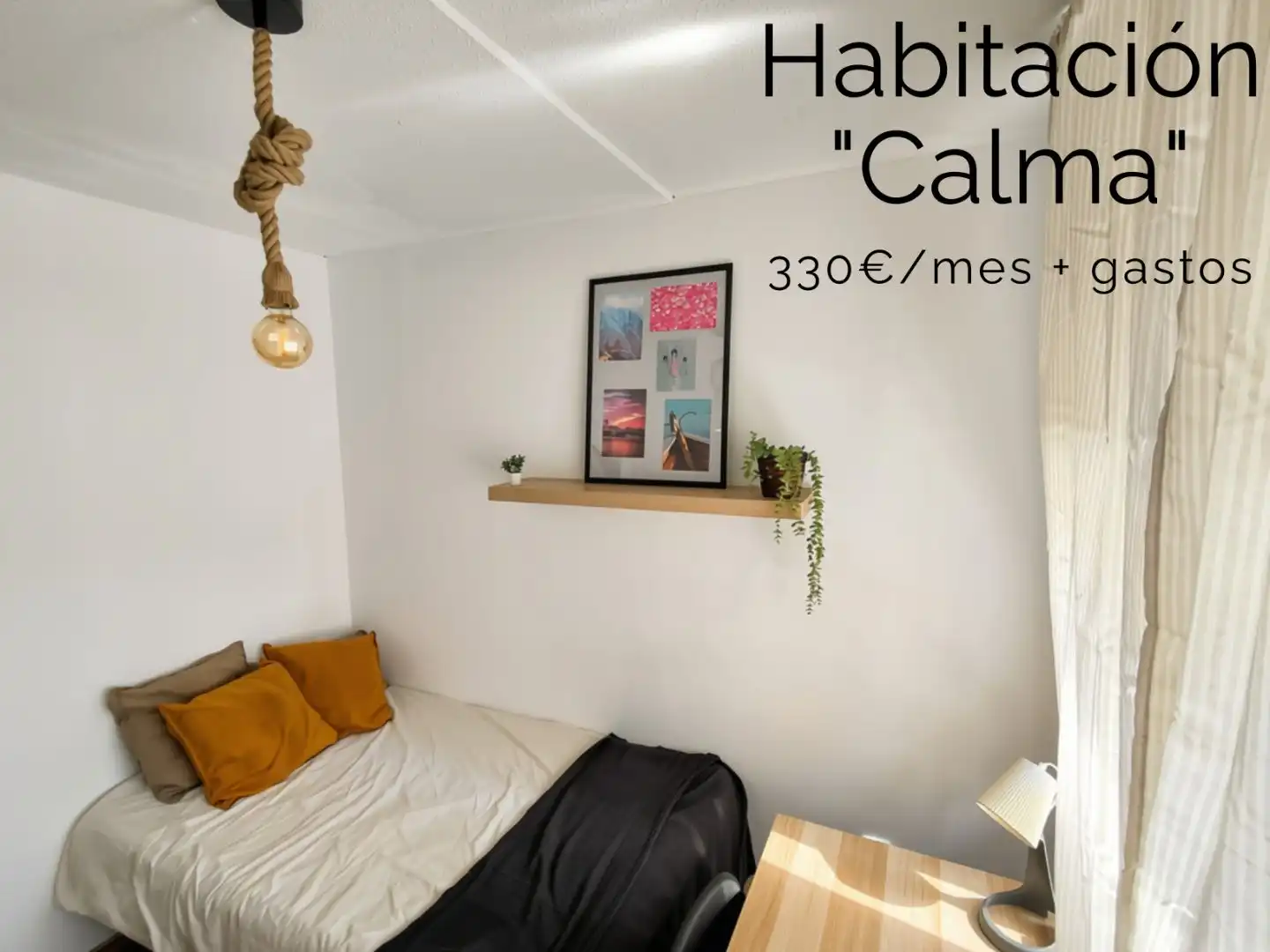 Bedroom of Flat for share in Guadalajara  with Heating, Parquet flooring and Furnished