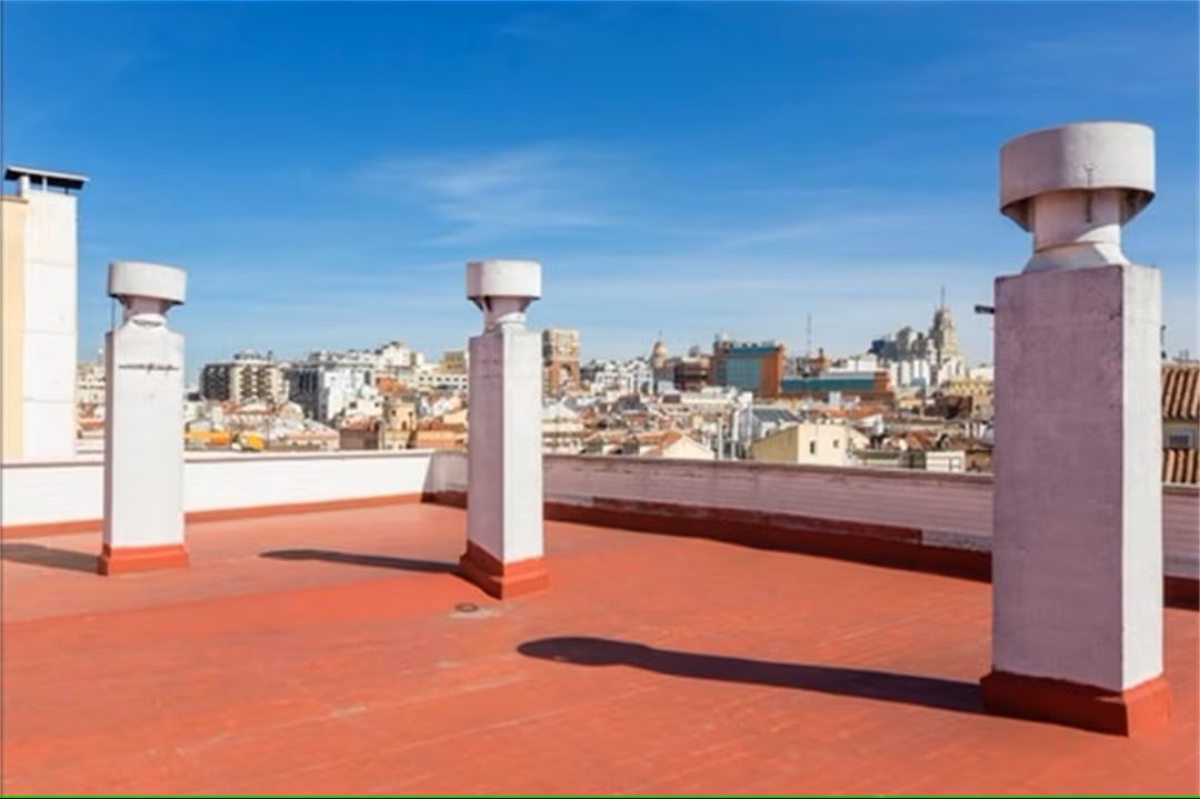Vista exterior de Dúplex de lloguer en  Madrid Capital amb Aire condicionat, Calefacció i Parquet