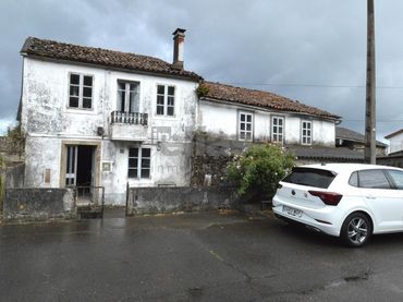 Casa con balcone in vendita a Zas