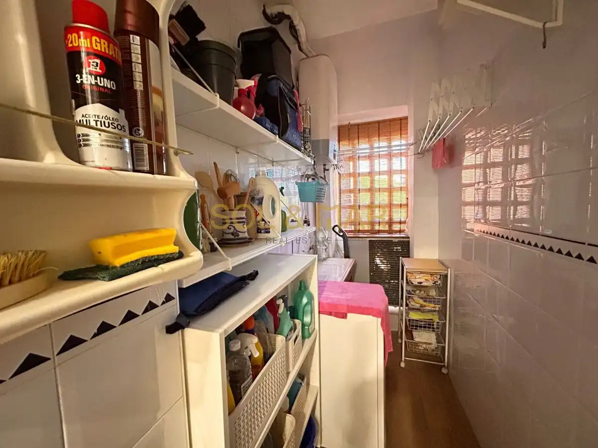 Cuina de Pis en venda en Torremolinos amb Aire condicionat, Calefacció i Parquet