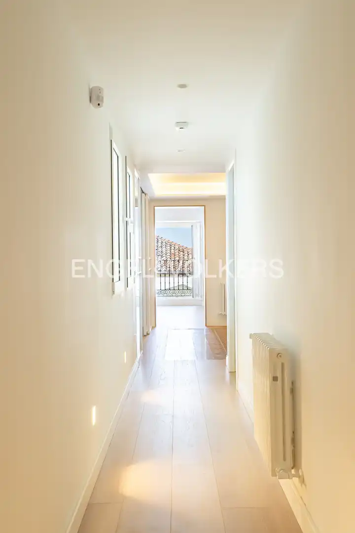 Flat for sale in Madrid  with Air Conditioner, Heating and Storage room