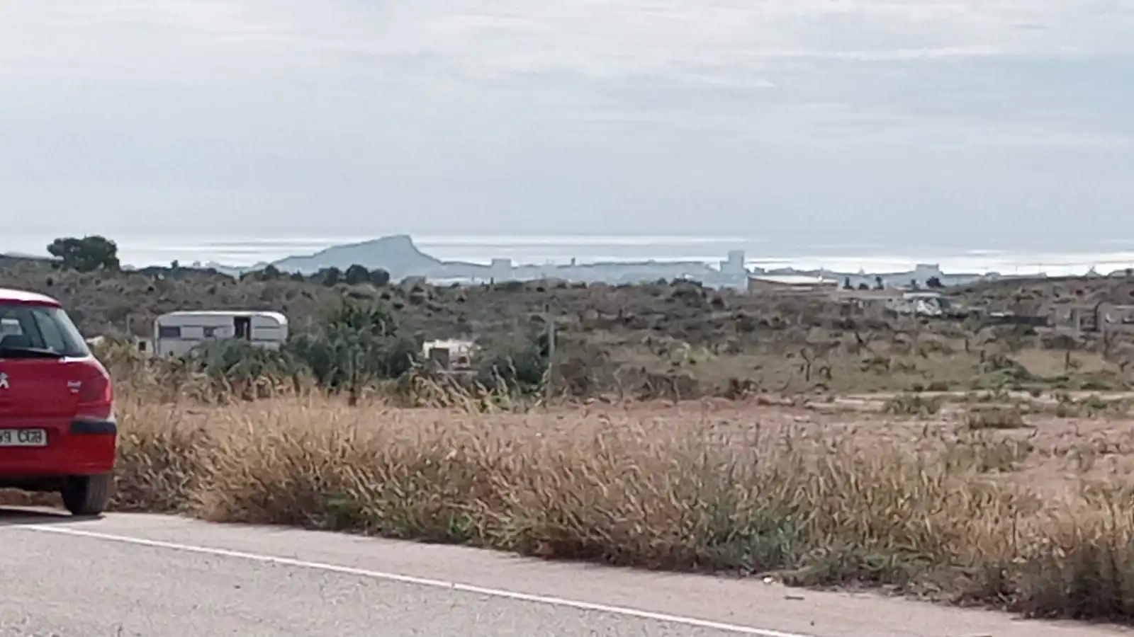 Rustikales Grundstück zum Verkauf in Partidas de Alicante, imagen 2