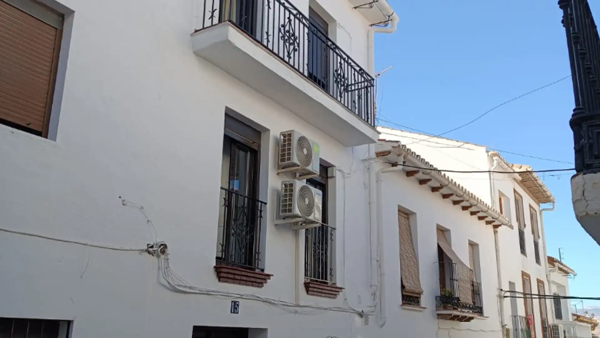 Vista exterior de Casa adosada en venda en Álora amb Aire condicionat i Terrassa