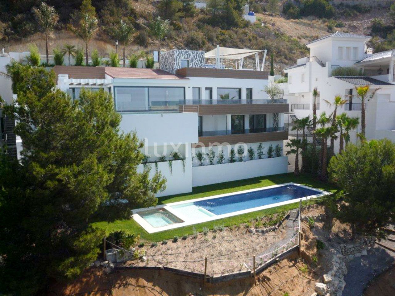 Vista exterior de Casa o xalet en venda en Altea amb Aire condicionat, Calefacció i Jardí privat