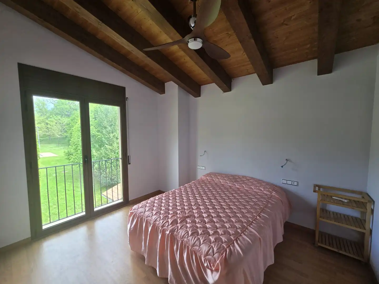 Dormitori de Casa o xalet en venda en Vallfogona de Ripollès amb Calefacció, Jardí privat i Parquet