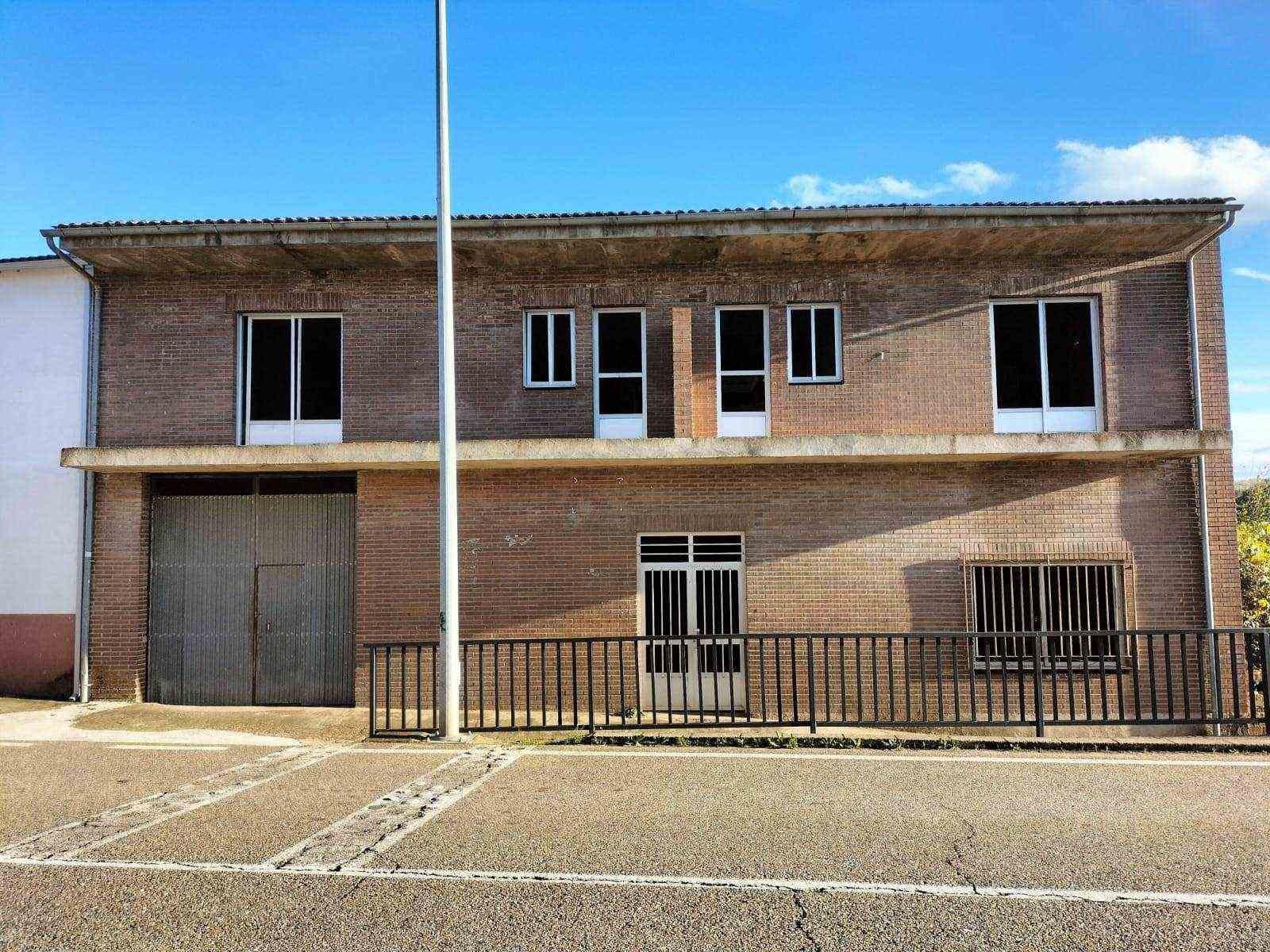 Exterior view of House or chalet for sale in Cerezo  with Private garden