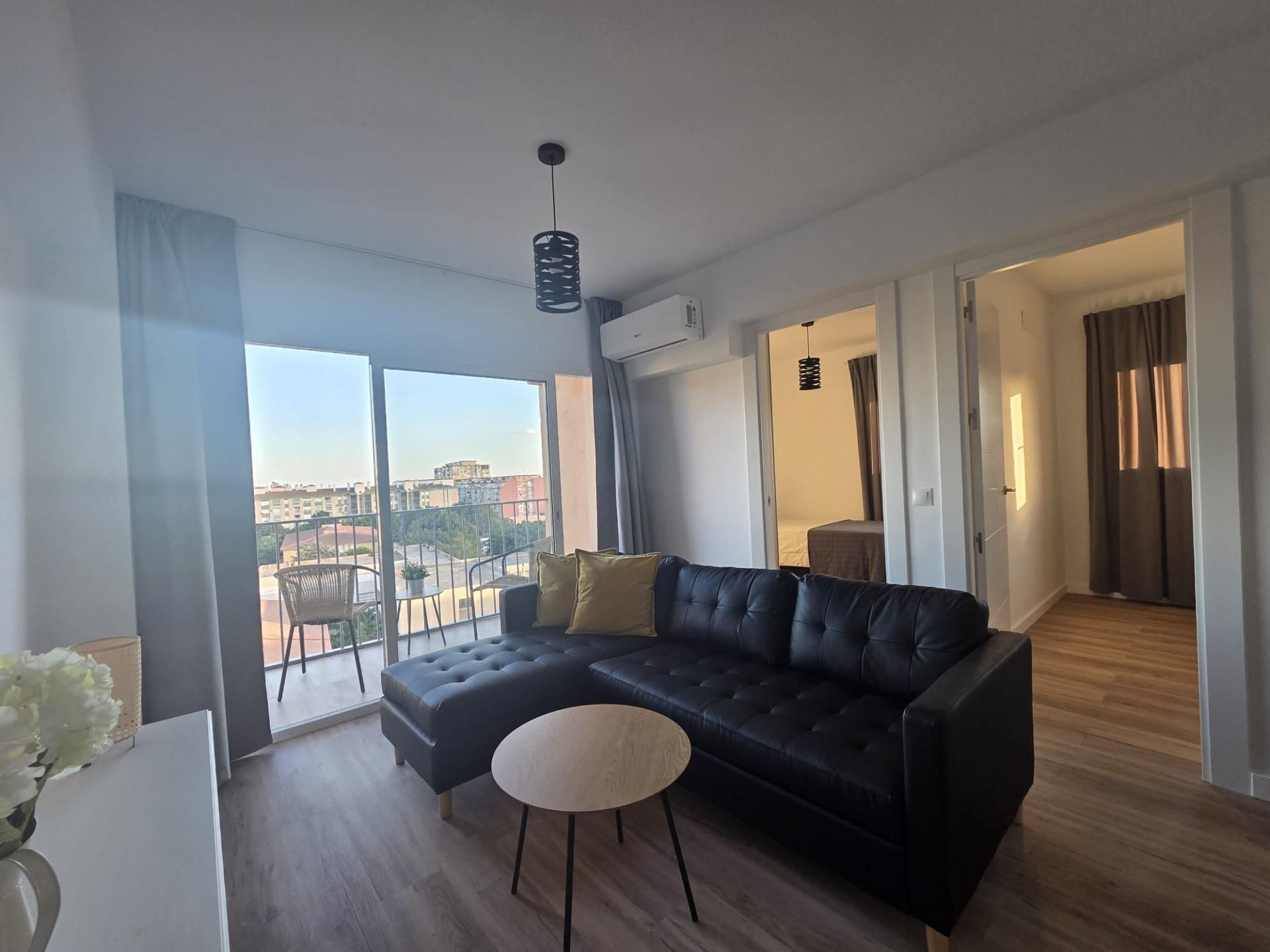 Sala de estar de Piso de alquiler en Málaga Capital con Aire acondicionado, Terraza y Jacuzzi